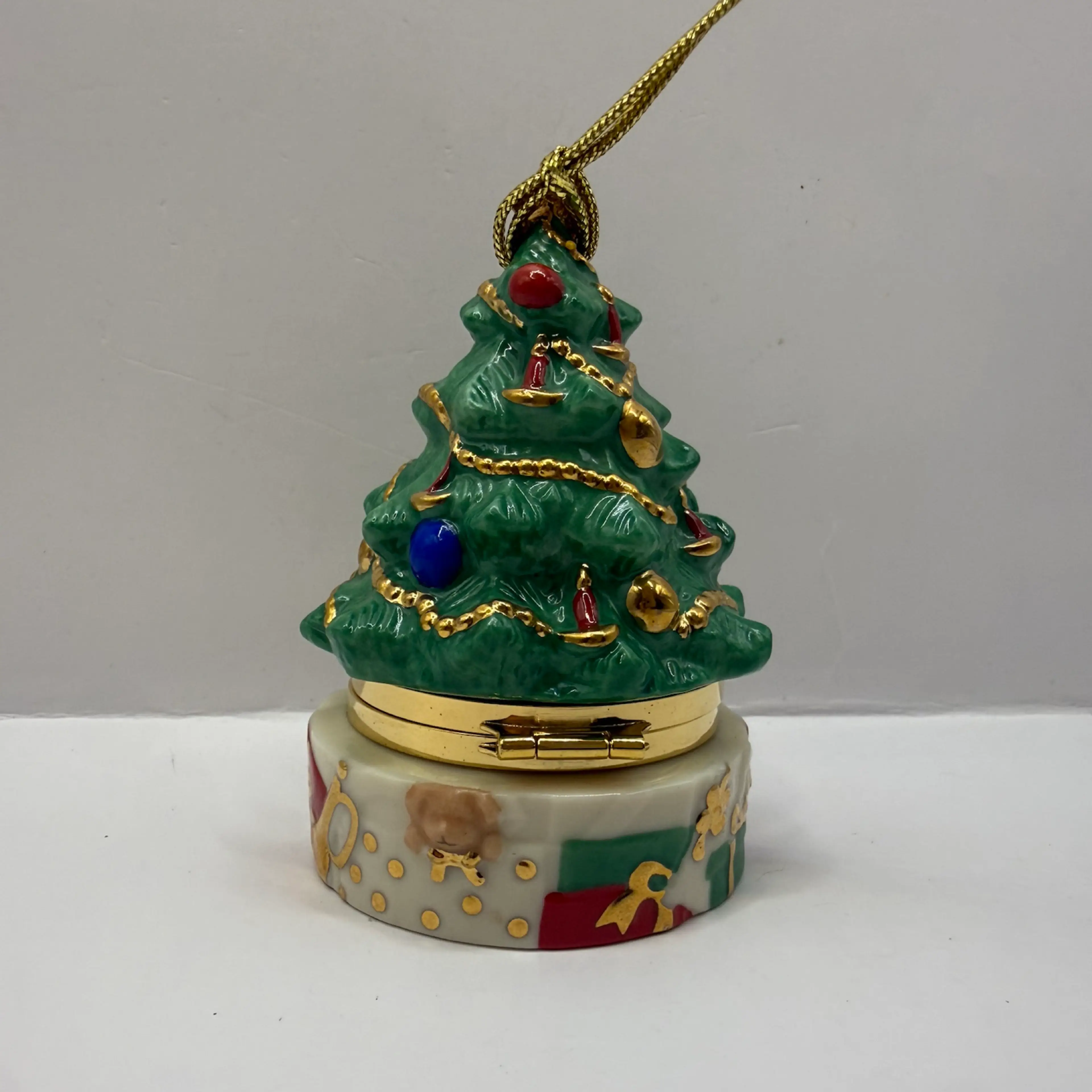 Image 2 of 5