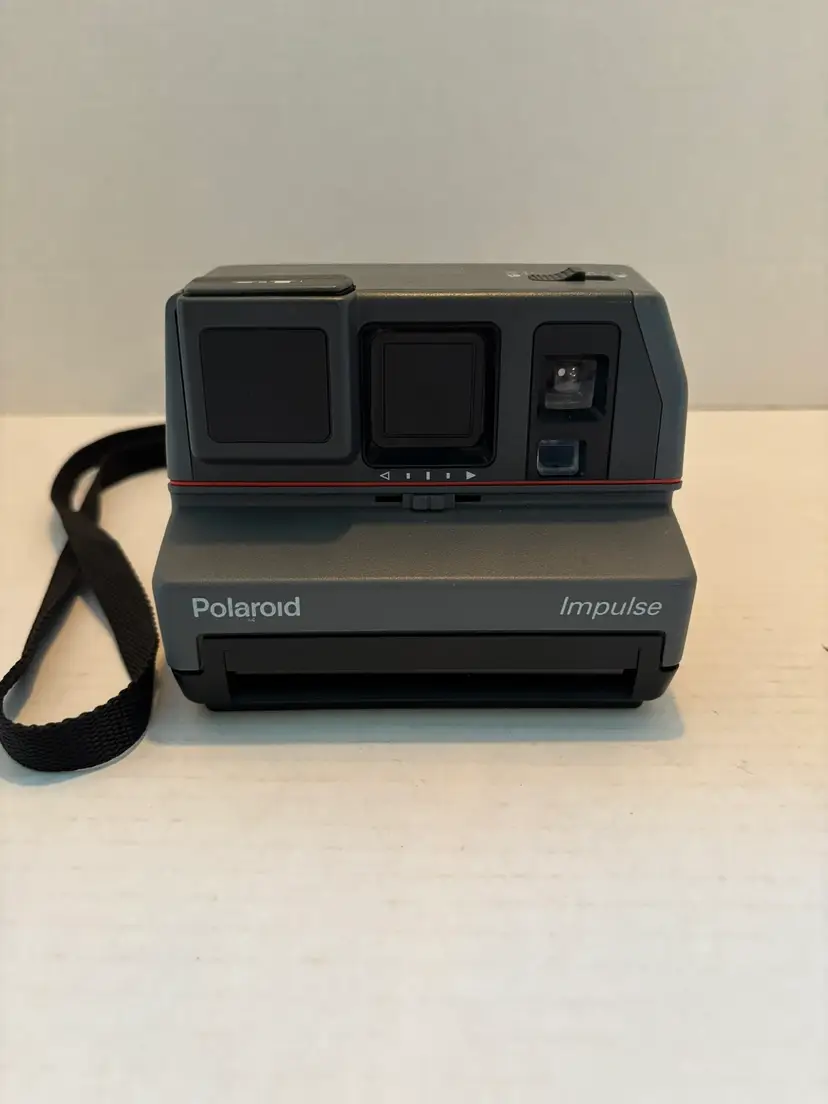 Vintage Polaroid Impulse Instant Camera with Strap using 600 Film Not Tested