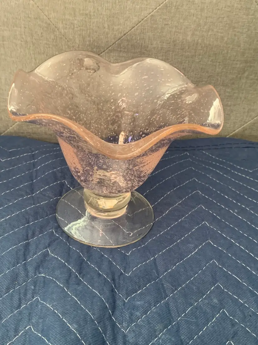 020 Art Glass Controlled Bubble Vase Pale Pink