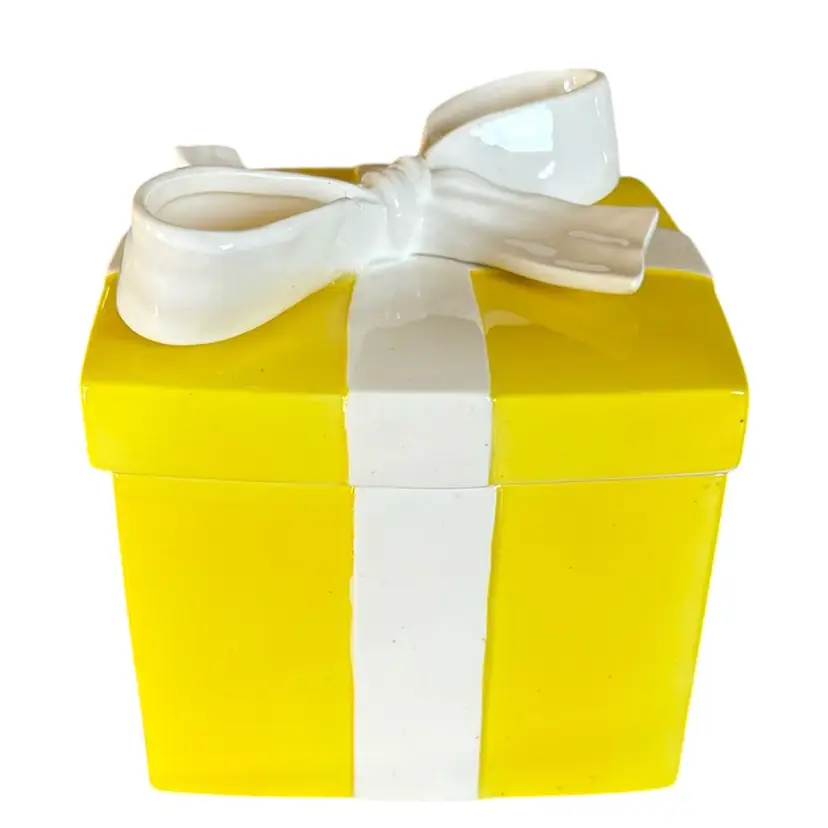 Large Yellow With White Bow 1970s Fitz & Floyd Trinket Box