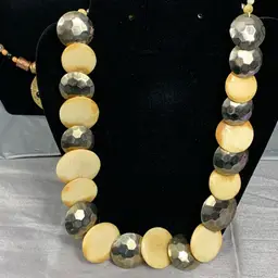 Vintage Silvertone And Natural Shell Disc Necklace