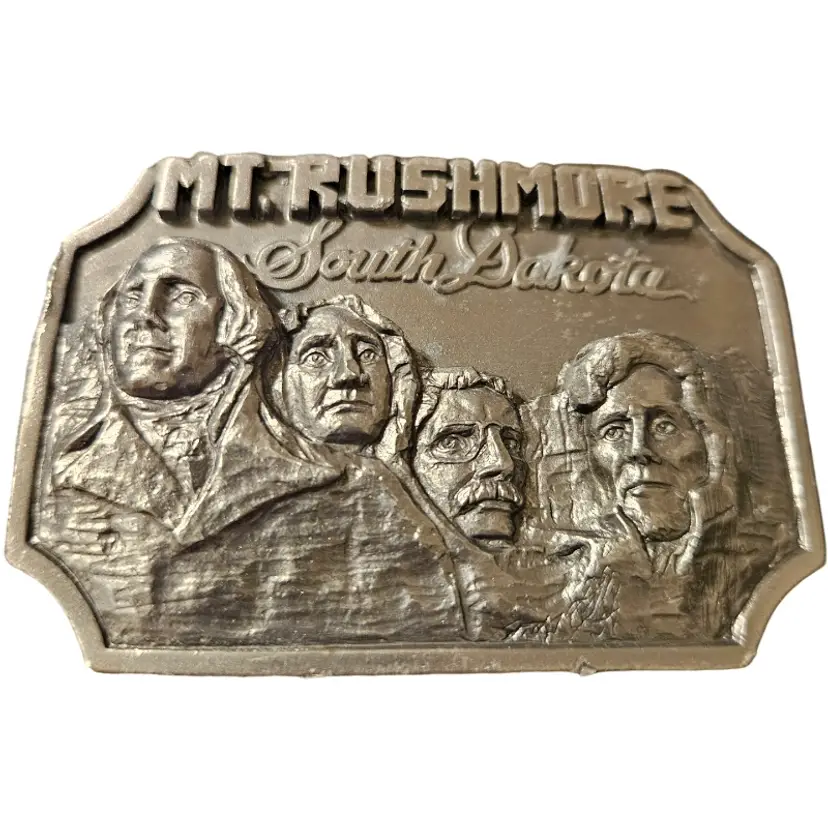 vintage Siskiyou Mt. Rushmore pewter belt buckle.