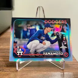 Yoshinobu Yamamoto (Los Angeles Dodgers) 2024 Topps Chrome Rookie Image Variation