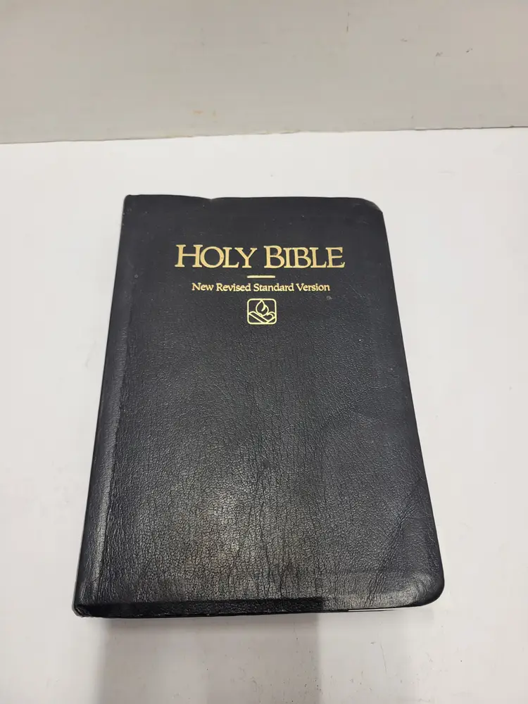 Holy Bible The New Revised Standard Version  1990 Nelson Genuine Leather
