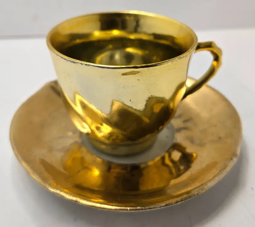 Vintage Gold Gilded Teacup & Saucer - Scalloped Edge, Heavy Gilding