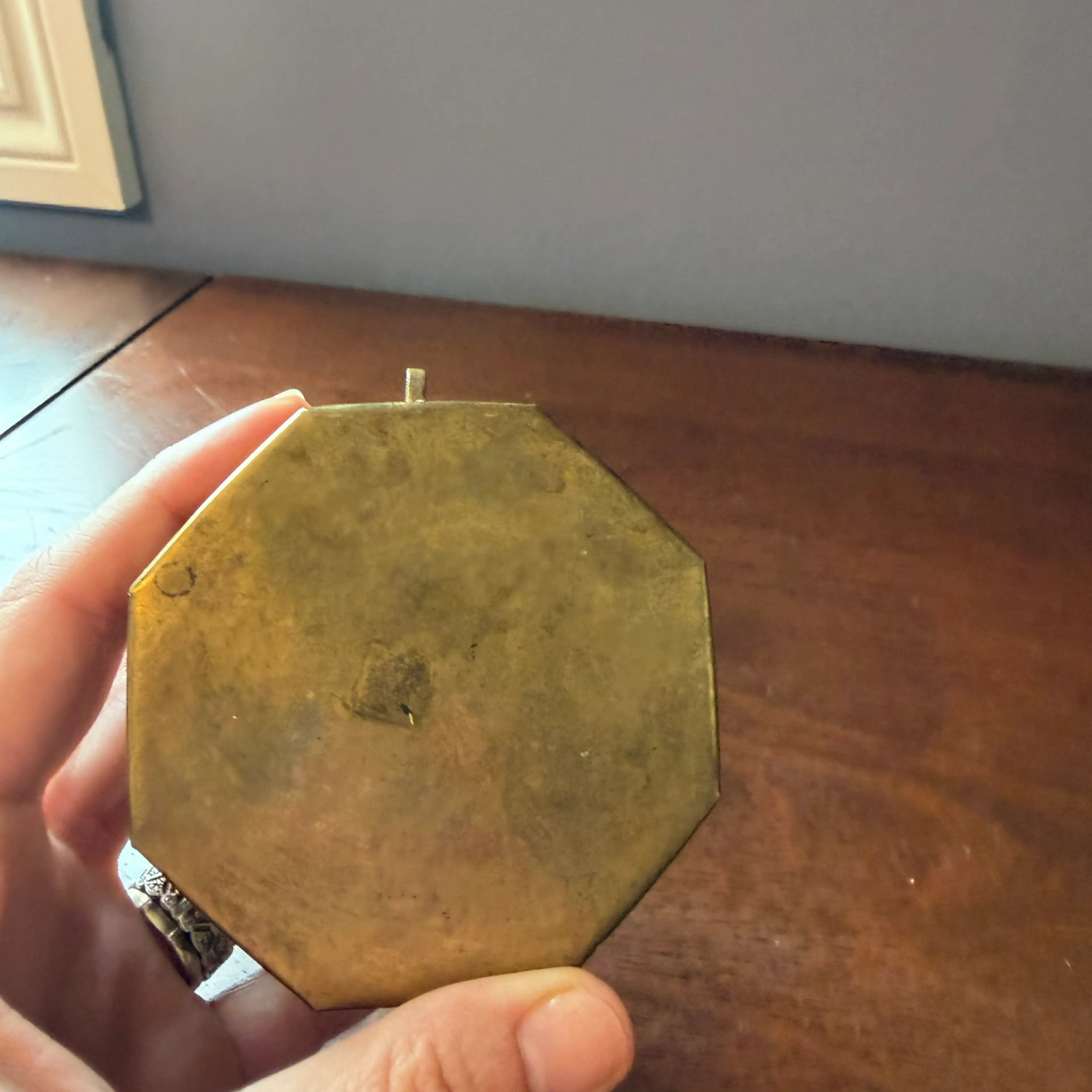 Image 4 of 4