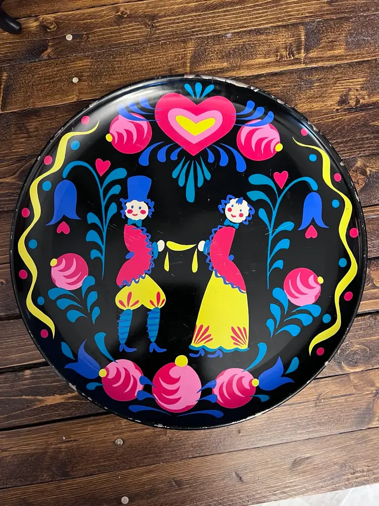 Folk Art Toleware 10” Tin Plate #vintage #Kitchy #Romance