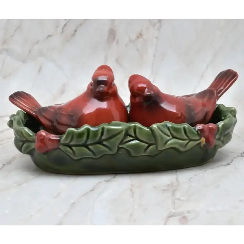 Pair Cardinals Salt and Pepper Shakers with Holly and Berry Nest
