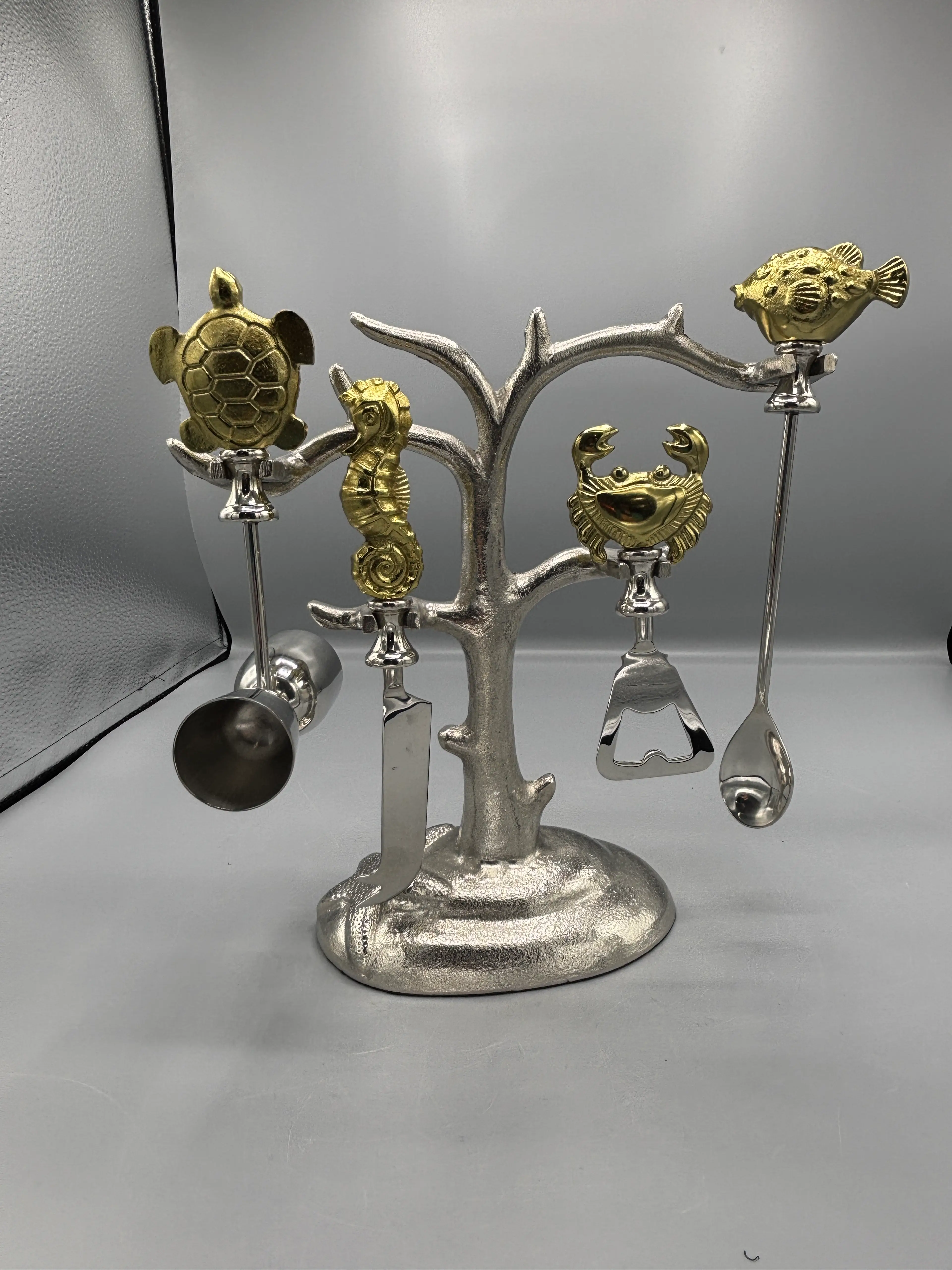 Image 4 of 6