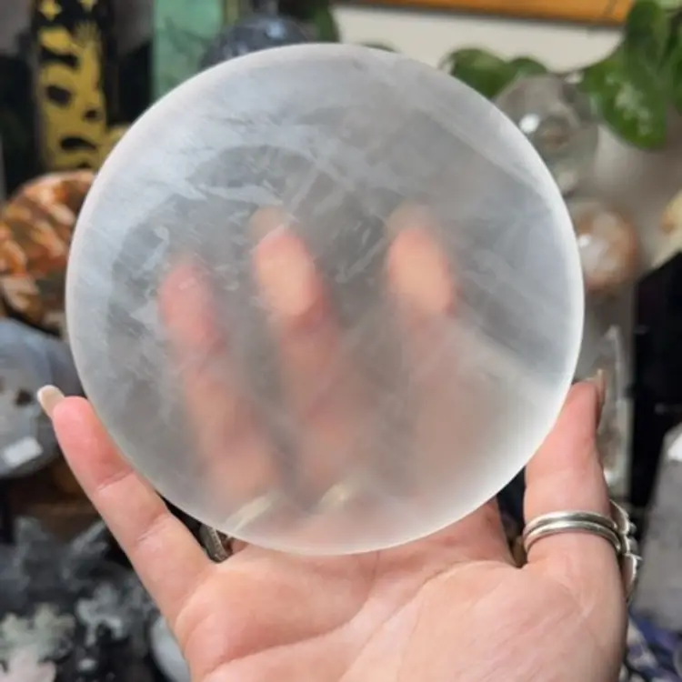 Selenite Plate Round Lg