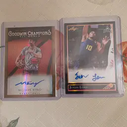 Lot of 11 college / no team basketball cards. 2 auto's, 4 #'d. Letter F-L