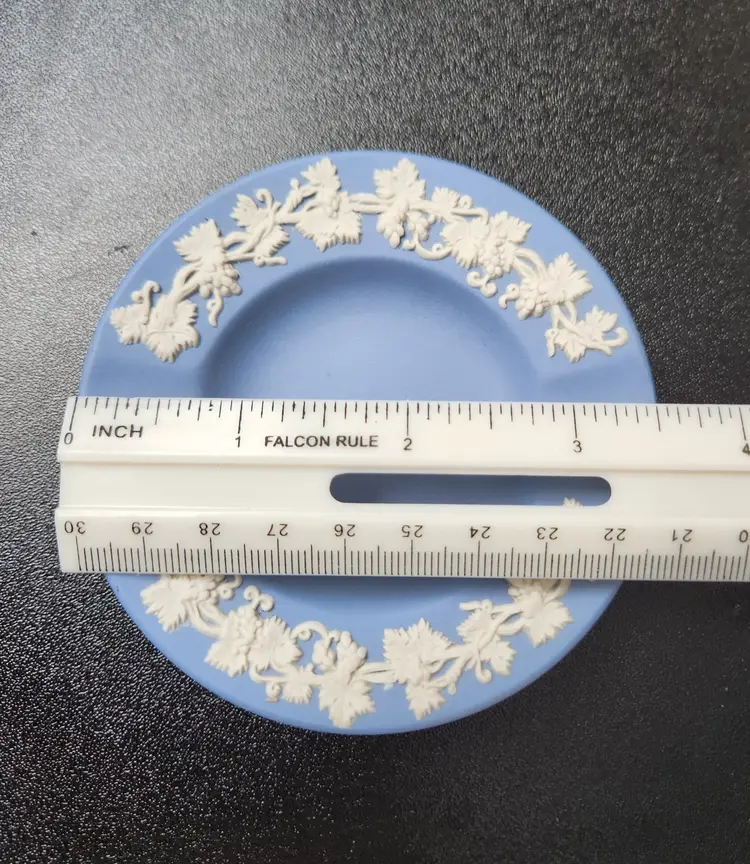 #01 Wedgwood Trinket Dish