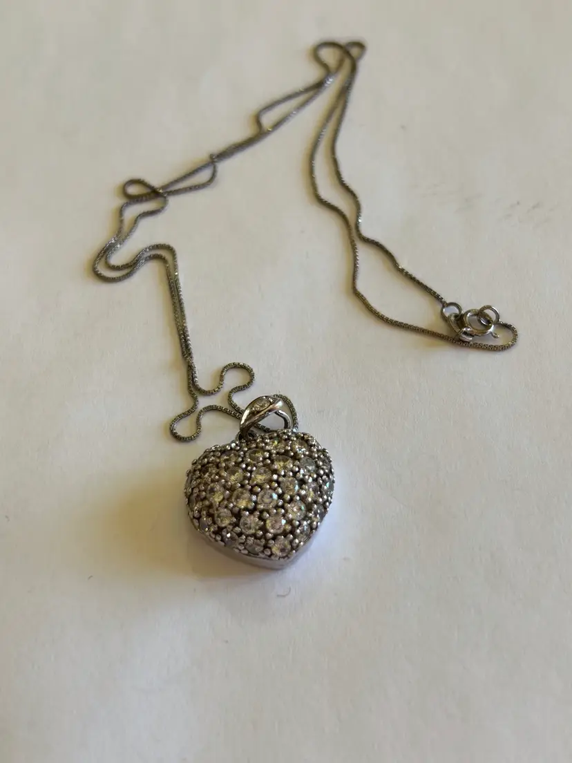 Beautiful, 925 Silver Heart Locket/Pendant, Covered In Sparkling Cz Stones. Hanging From A Very Delicate 10 Inch Silver Chain Stamped SU925.
