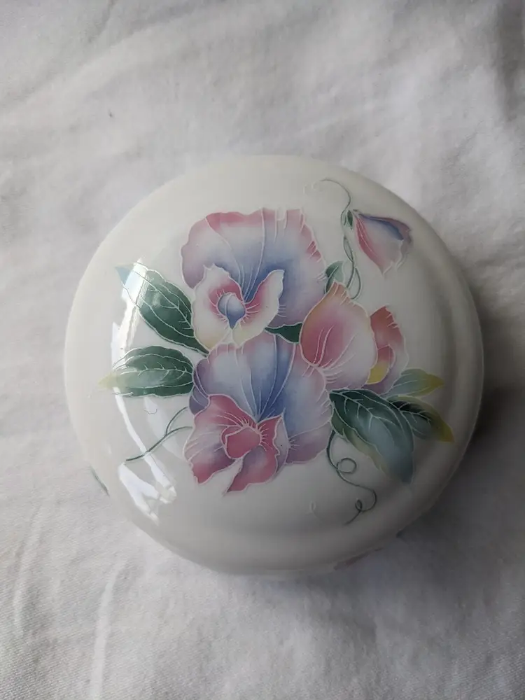 Vintage Aynsley England Little Sweetheart Floral Bone China Round Candy Trinket Box