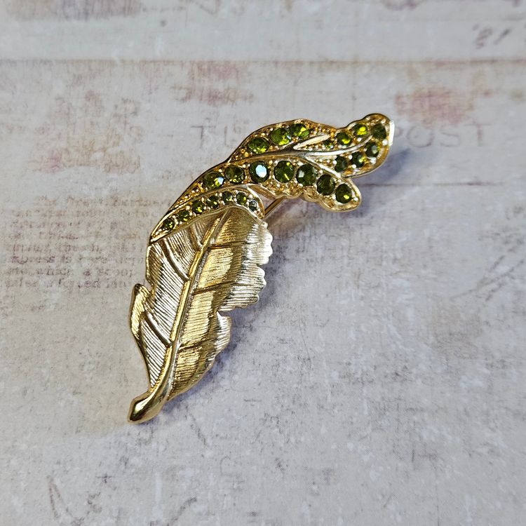 Olive Green Stone Leaf Brooch