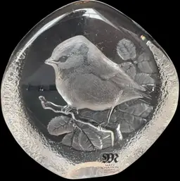 Mats Jonasson Full Lead Crystal Cardinal Paperweight Signed