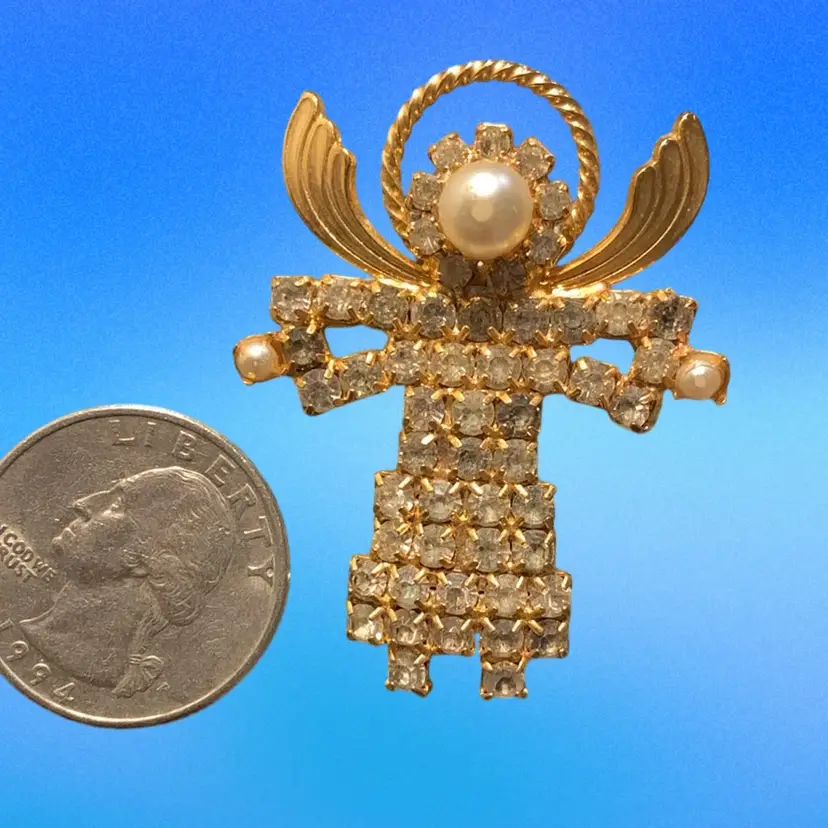 HOBE  Gold Tone Angel Brooch White Rhinestones Body, Faux Pearl Head And Hands, Gold Texture Wings, Gold Tone Halo