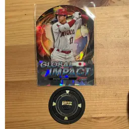 Ohtani 2022 Bowman’s Best Global Impact Atomic Refractor - Los Angeles Angels 
