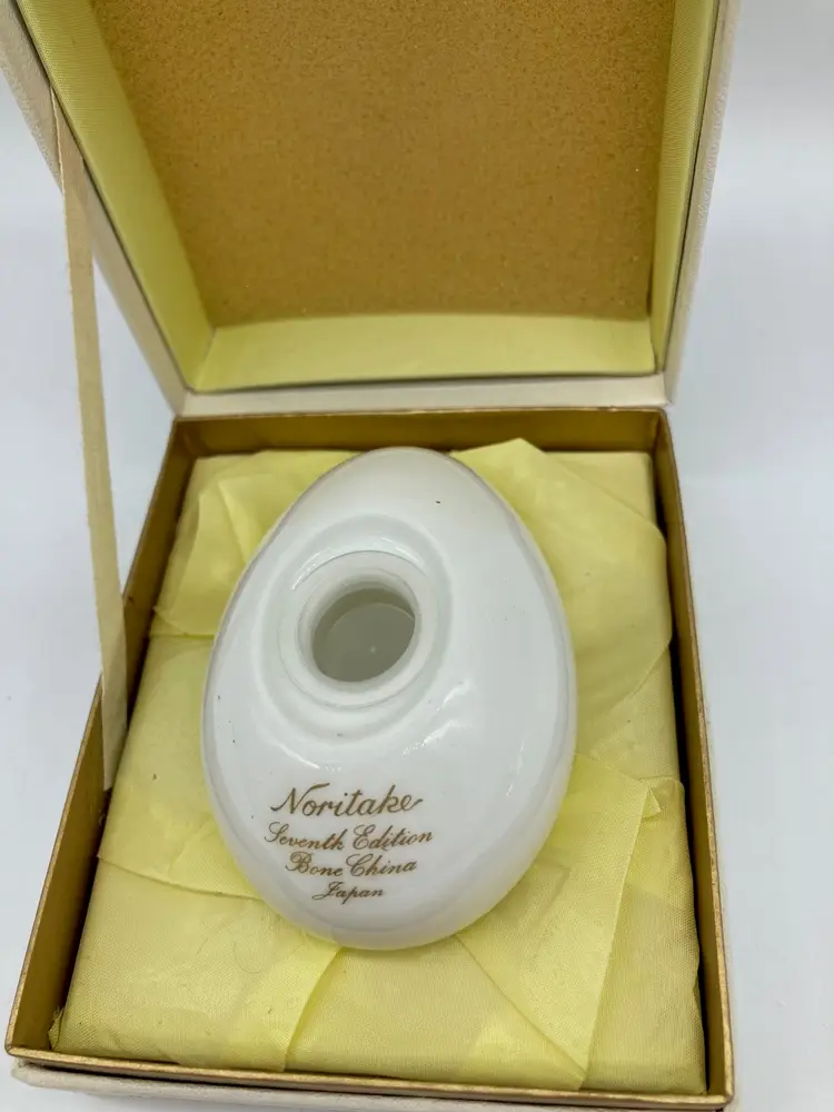 Noritake Bone China Easter Egg 1977 Easter Lambs