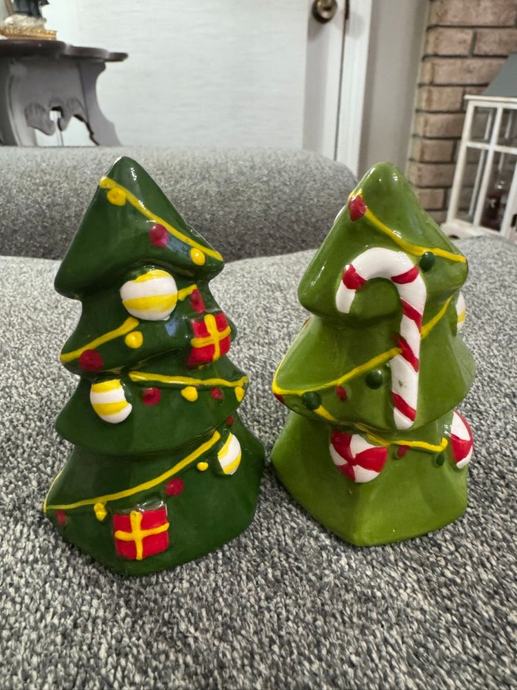 Christmas Tree Salt & Pepper Shakers