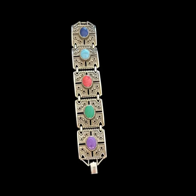 VINTAGE SARAH COVENTRY FIVE PANEL BRACELET WITH COLORFUL CABOCHON