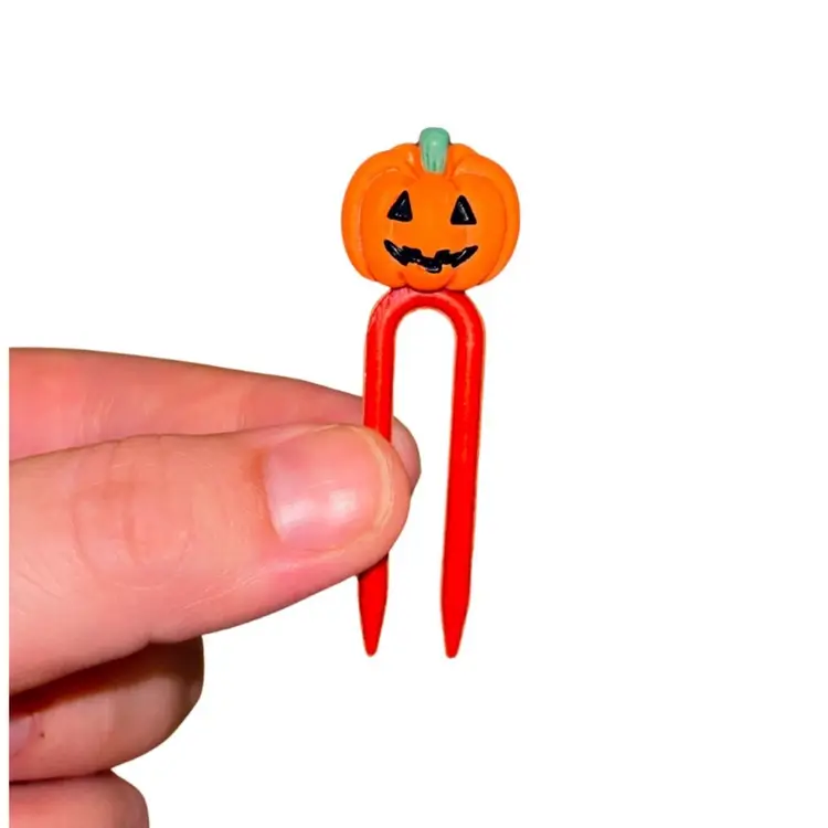 Fall/Halloween Pins - 6 FOR $5