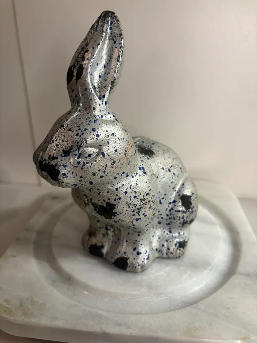 Small 6.5x5 Distressed Cast Iron Bunny Statue - Powder  Patina for Garden