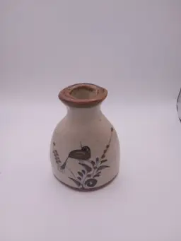 MEXICO POTTERY VASE-WITH BIRD FERN  - 4”  signed