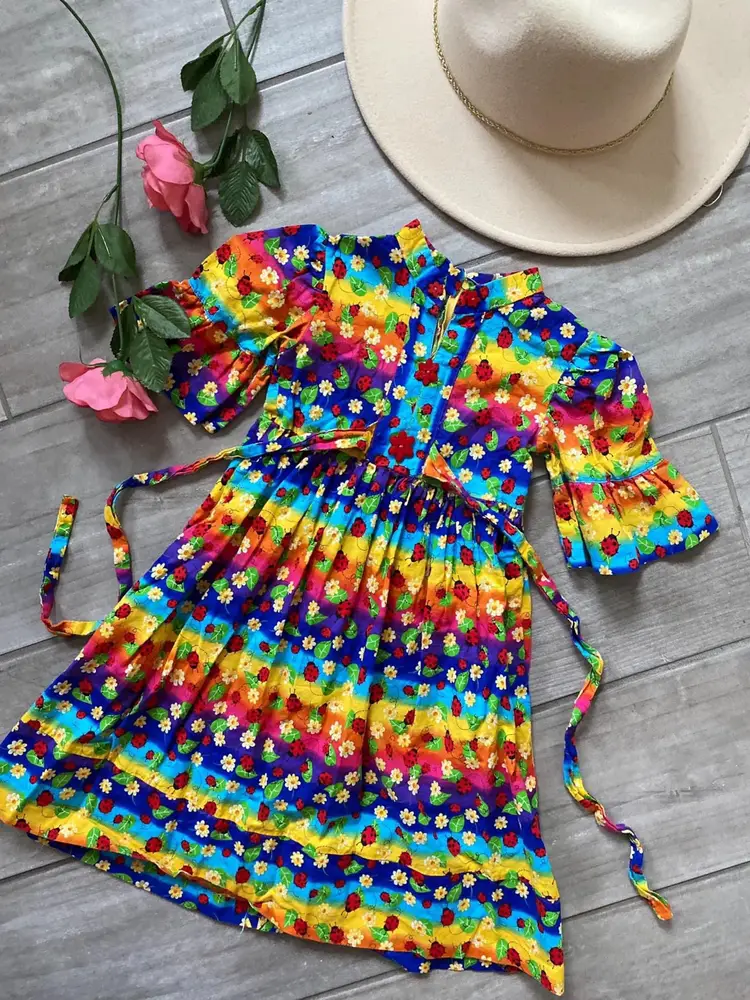 1990s Does 1970s Girls Flower Power Handmade Dress 