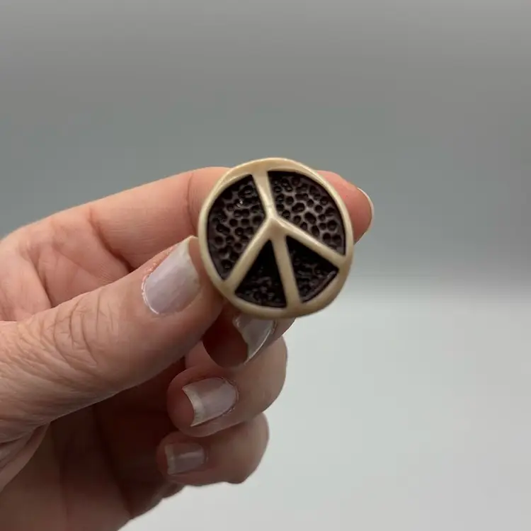 Bakelite Peace Sign Ring Size 8