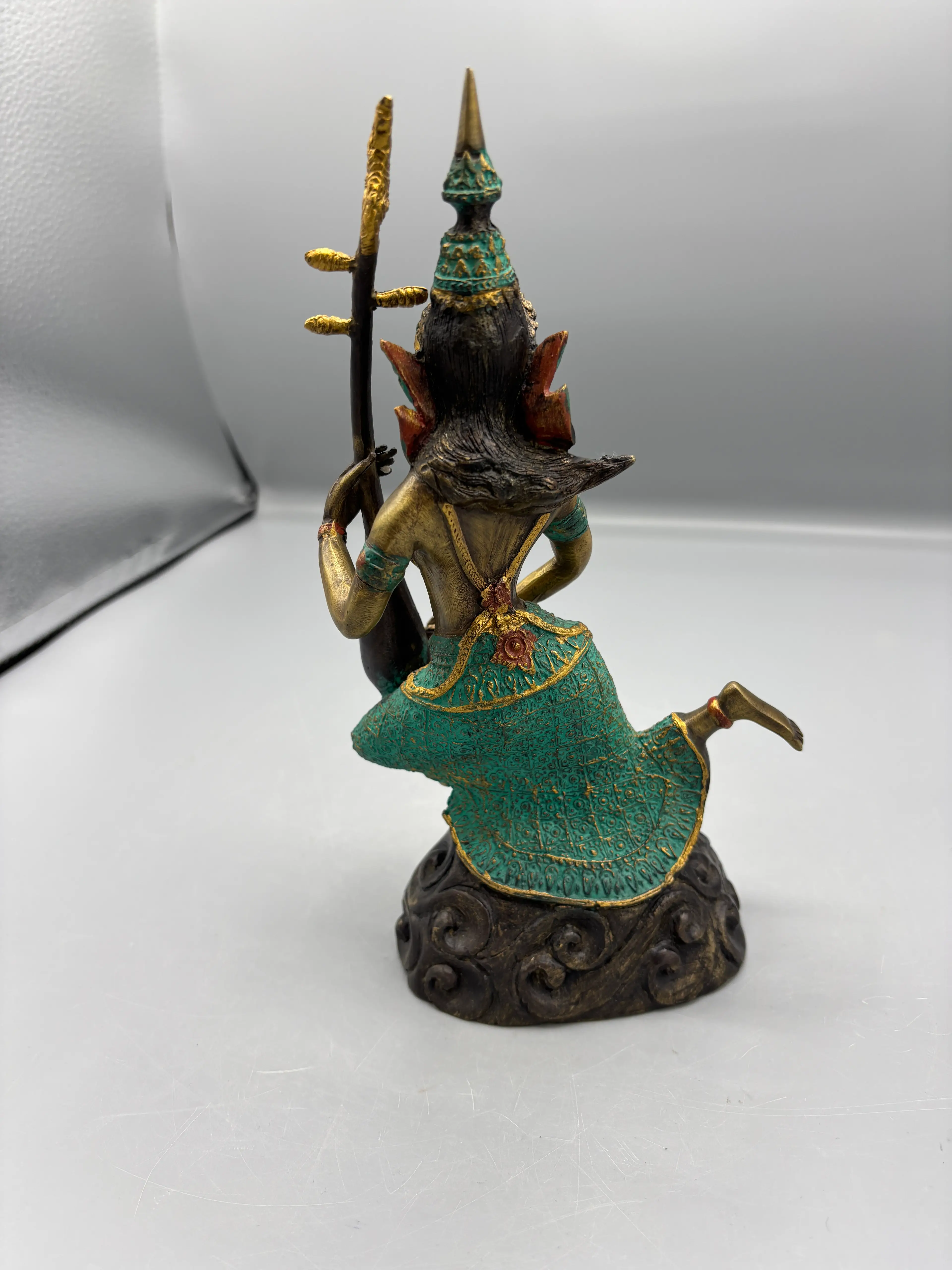 Image 3 of 5