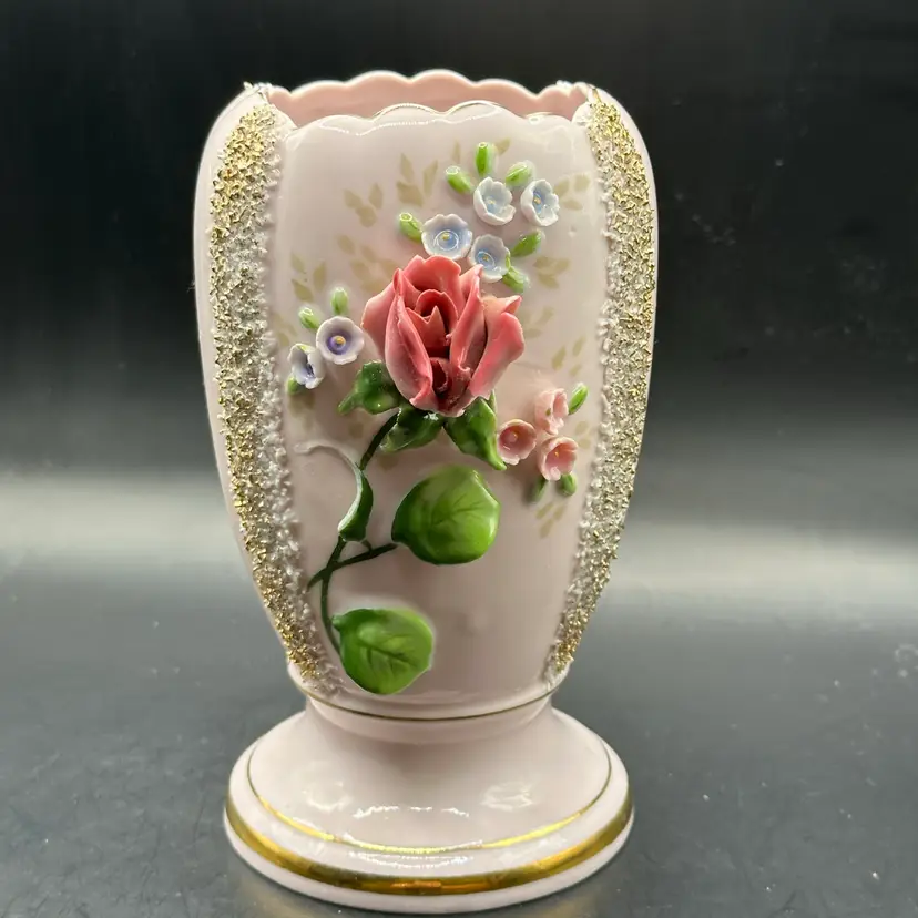Vintage Lefton china pink spaghetti vase with applied high relief rose old
