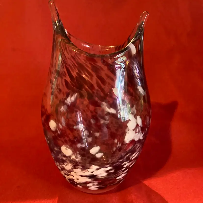27. VTG Art Glass Purple/White Owl Vase