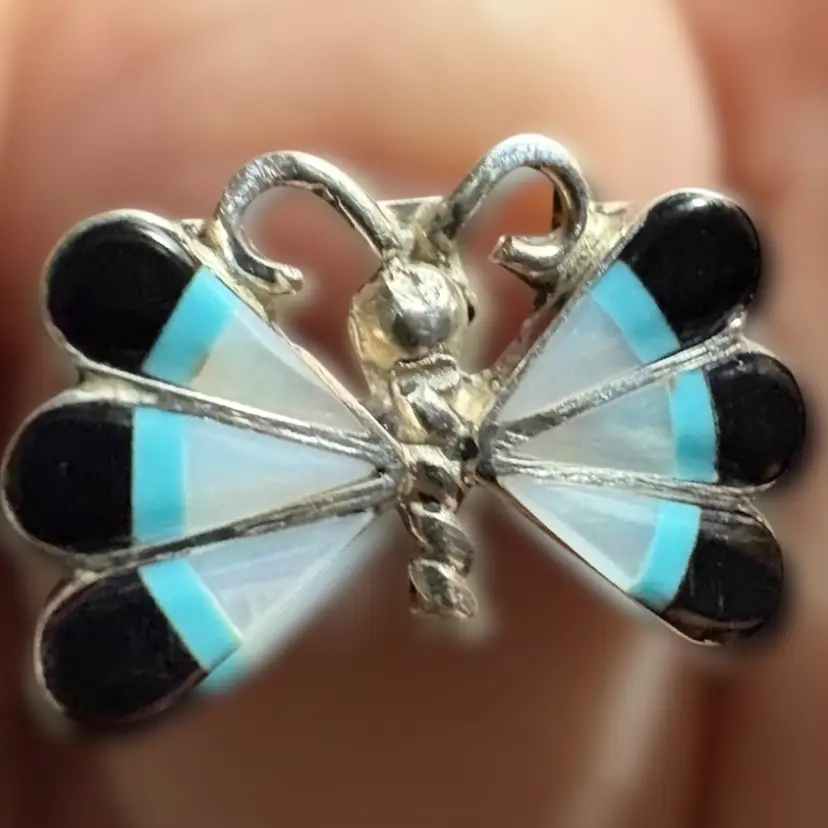 A Zuni Native American sterling silver butterfly inlay ring.Size 7?