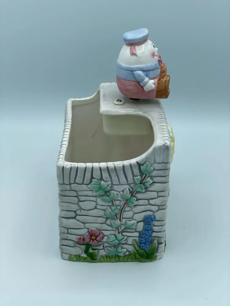 Humpty Dumpty Planter