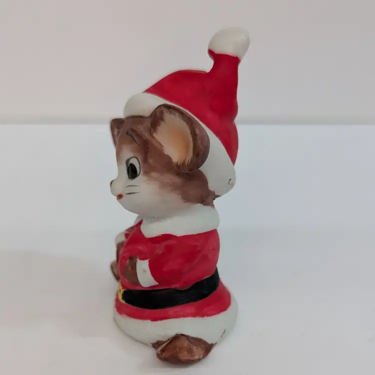 Vintage Enesco Santa Helper Mouse Figurine Sitting Santa Claus Suit Christmas