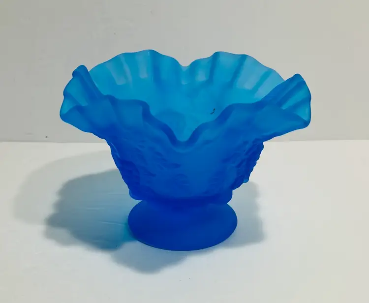 Vintage Westmoreland Blue Mist Satin Pedestal Ruffled Edge Candy Dish Bowl 