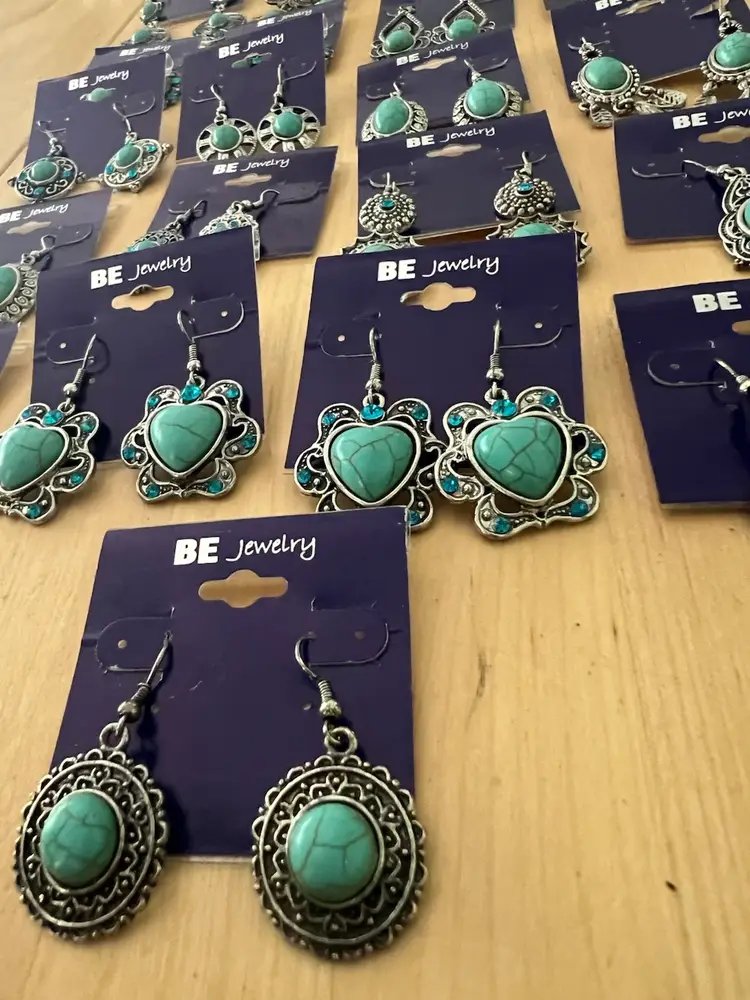 Lot Of 21 Turquoise Howlite Fashion Earrings NOS