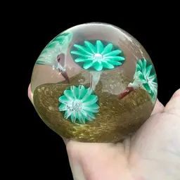 Paperweight Stunning Murano? Aventurine Bottom With Gorgeous Floral