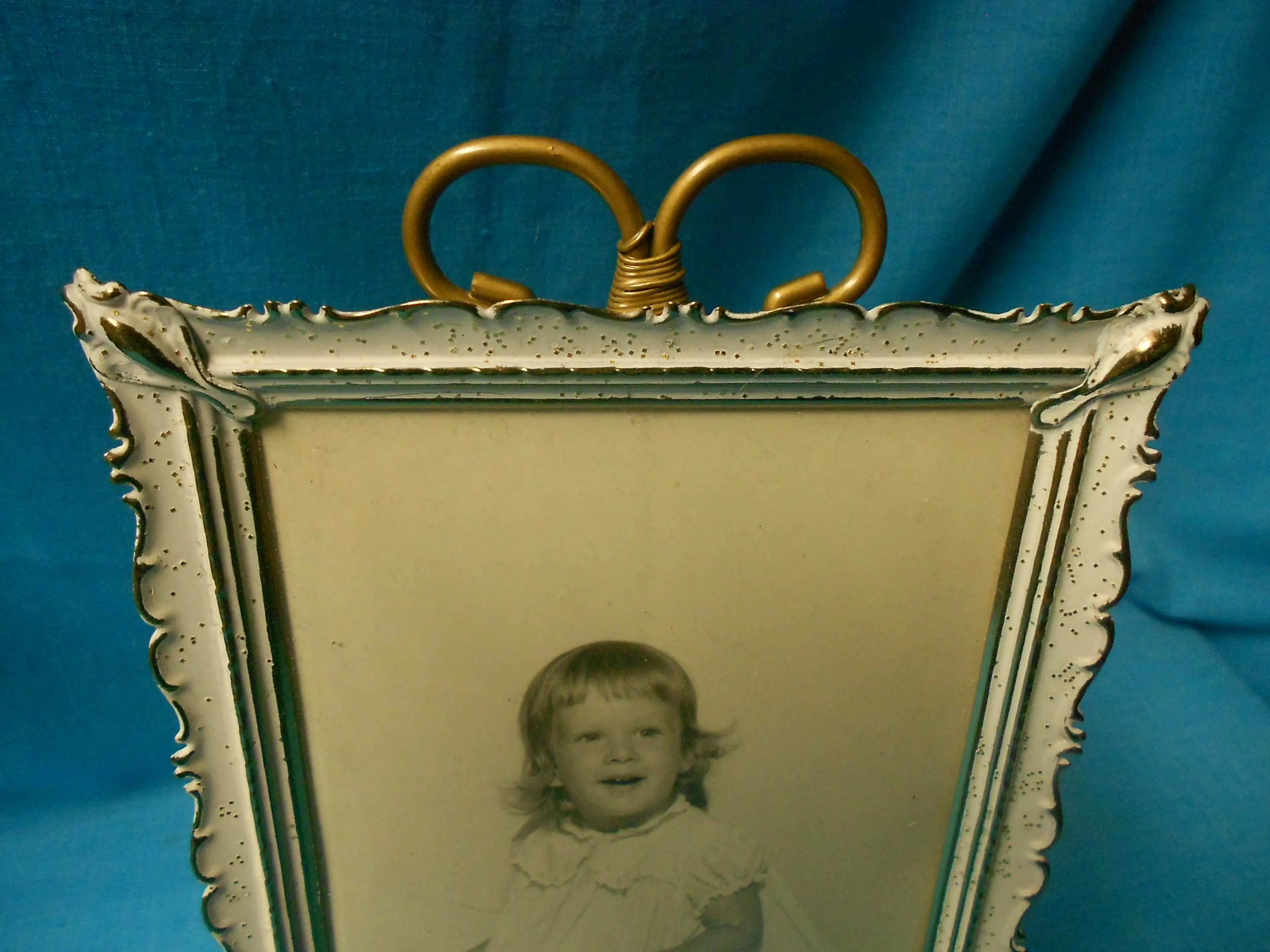 Image 2 of 9