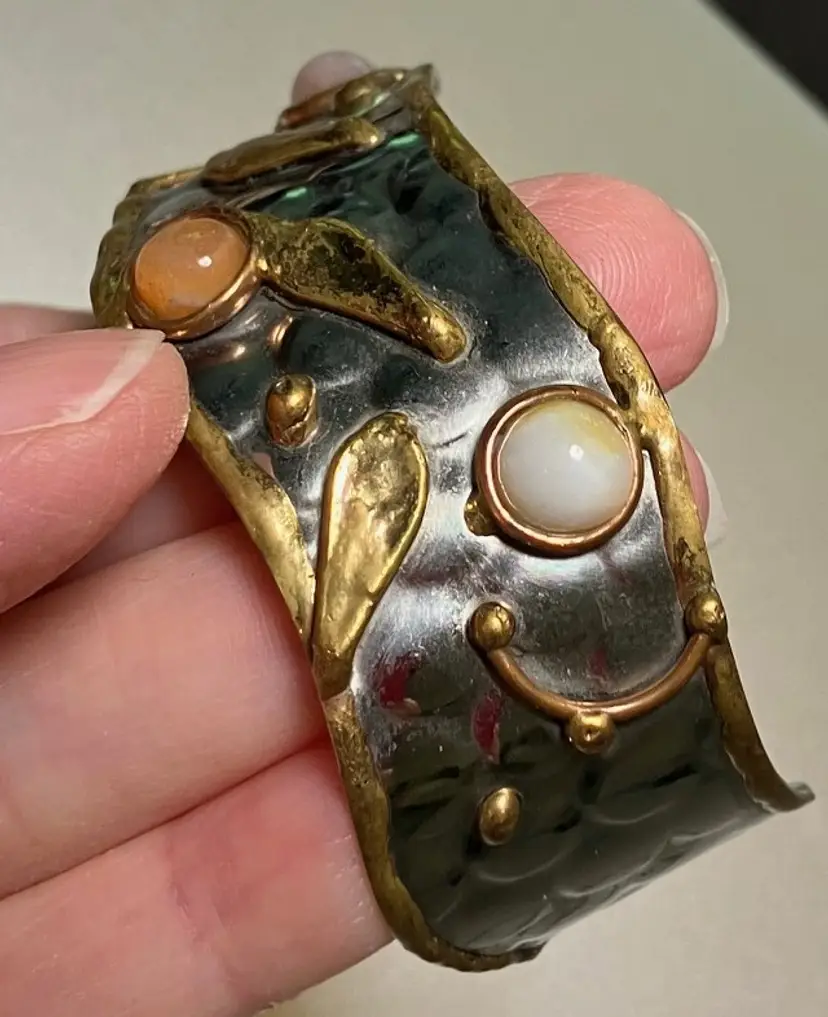 Brutalist-style Hammered Mixed-metal Stones Cuff Bracelet
