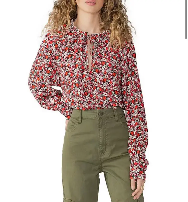 Floral Print Sanctuary Keyhole Tie Neck Red Woman’s Long Sleeve Top 1X New! 