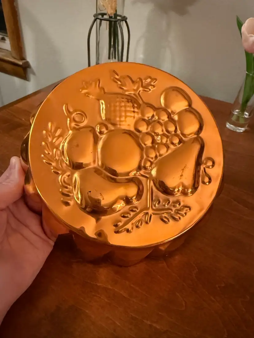 7-3/4” D Vintage Copper Mold