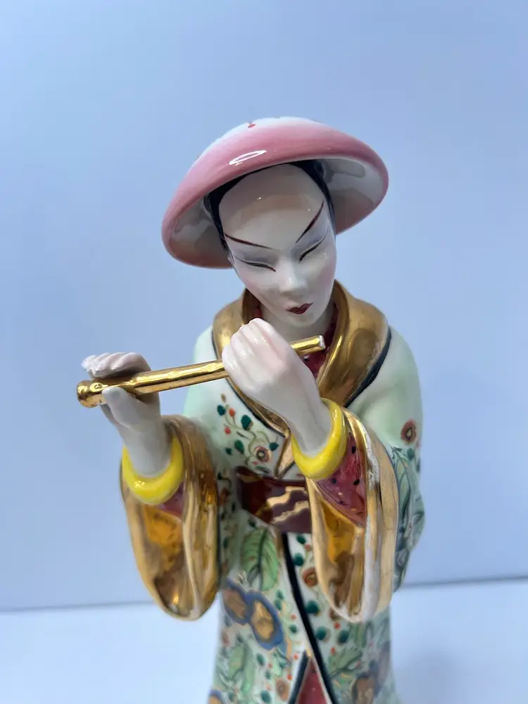 Vintage Fine China Asian Man Figurine. Made In Italy, Signed