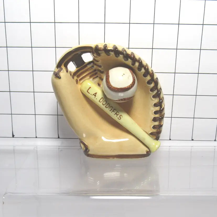 VTG LA Dodgers Ball & Bat in Glove Figurine
