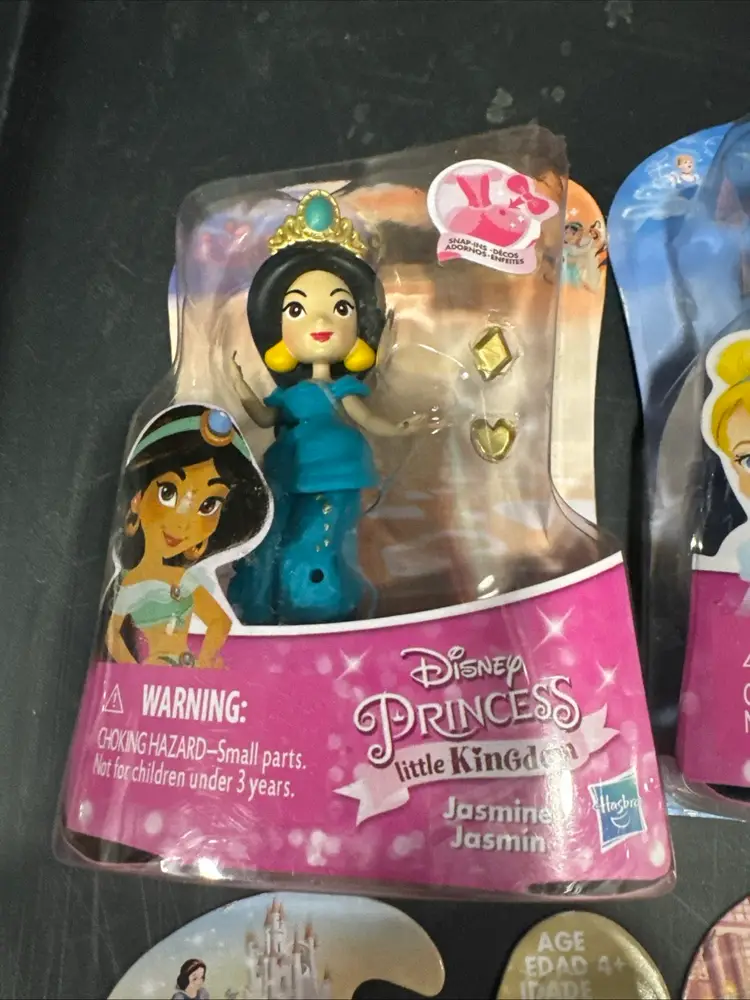Lot of 5 Disney Princess Little Kingdom Snap-Ins Belle Aurora Jasmin Cinderella, Snow White