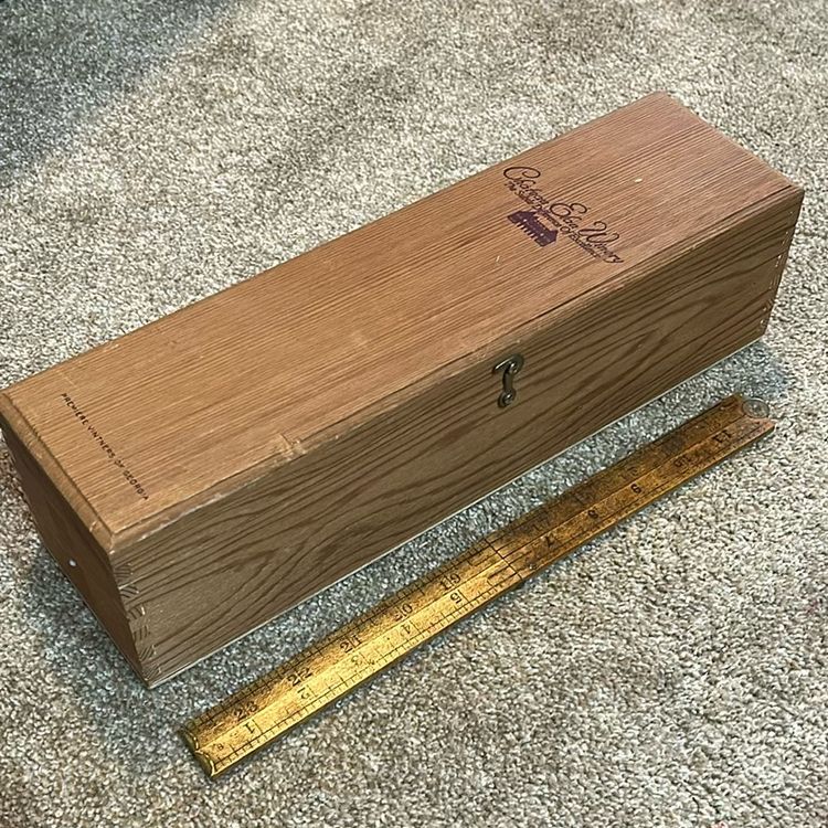 Small Trinket/Tin/Wood/Brass/Porcelain Storage Container
