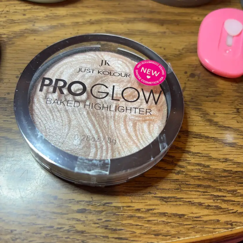 Msrp $16 – Jk Just Kolour Pro Glow Baked Highlighter In The Shade Peach Pearl