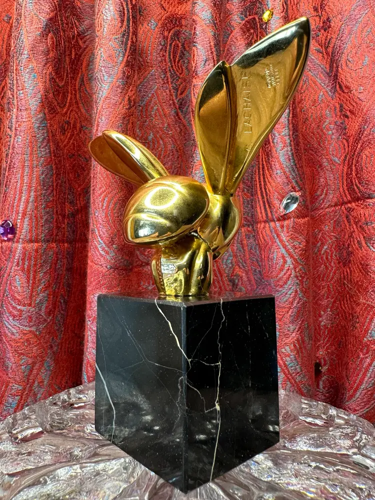 Bee Sculpture By Alva Museum Replicas, Inc NY