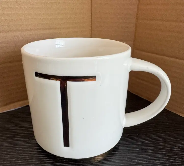 Williams Sonoma Initial ‘T’ Mug Gold